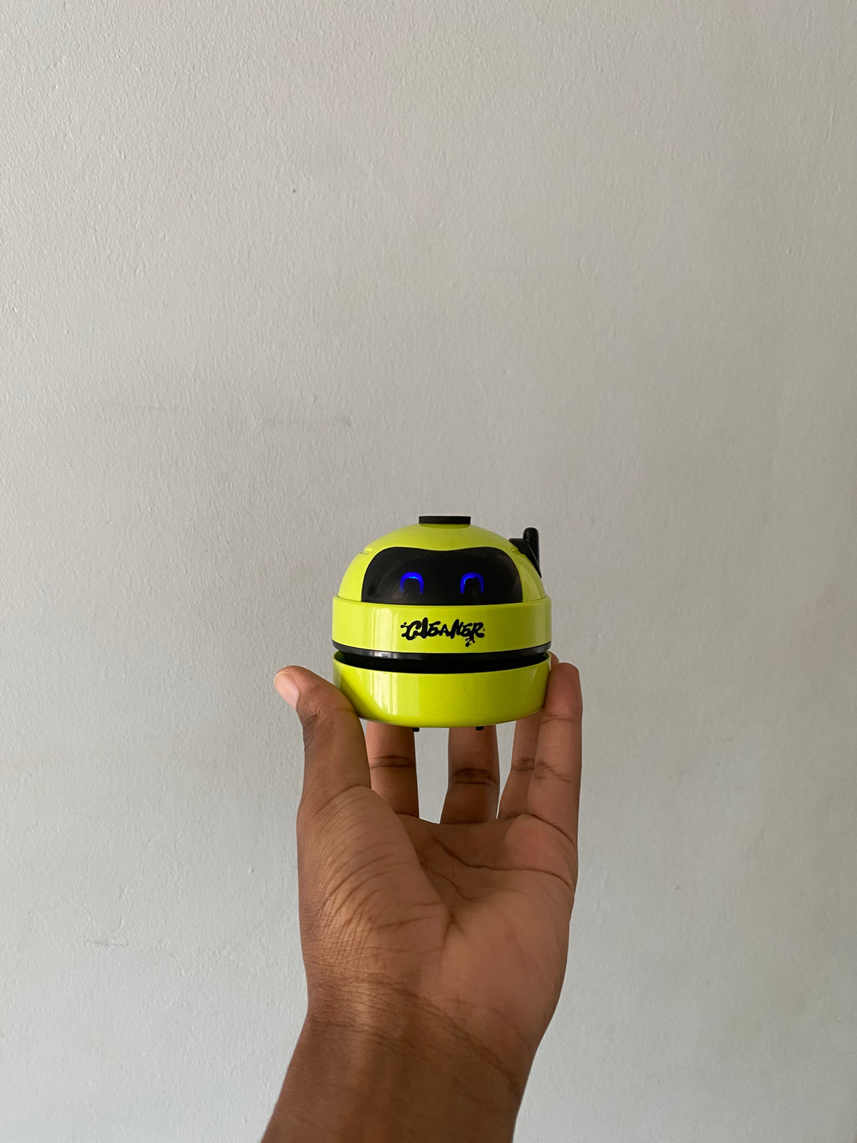 DustnGo Portable vacuum